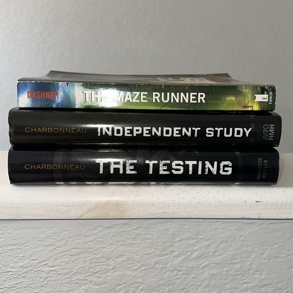 Set of 3 YA dystopian books. The Testing, Independent Study, The Maze Runner. - Picture 2 of 8